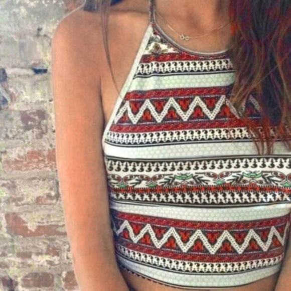 Tops - Stretchy Zig Zag Boho Halter Crop Top O/S